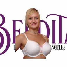 Berdita Lingerie [ UK SIZE 42D ] White Wired Smooth Cup T-Shirt Balconette...